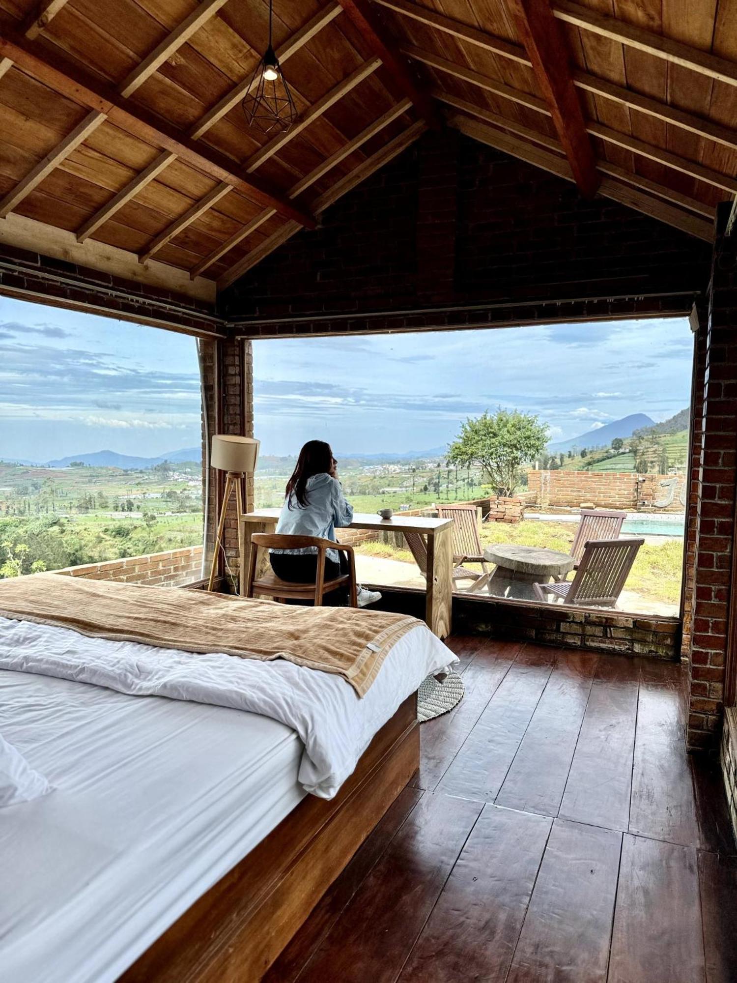 Jolotundo Lodge Banjarnegara Exterior photo